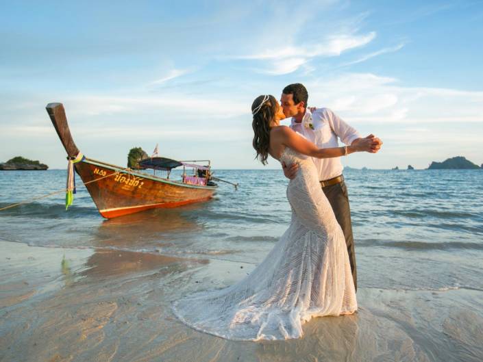 Thailand Beach wedding in Krabi,Rayavadee resort.