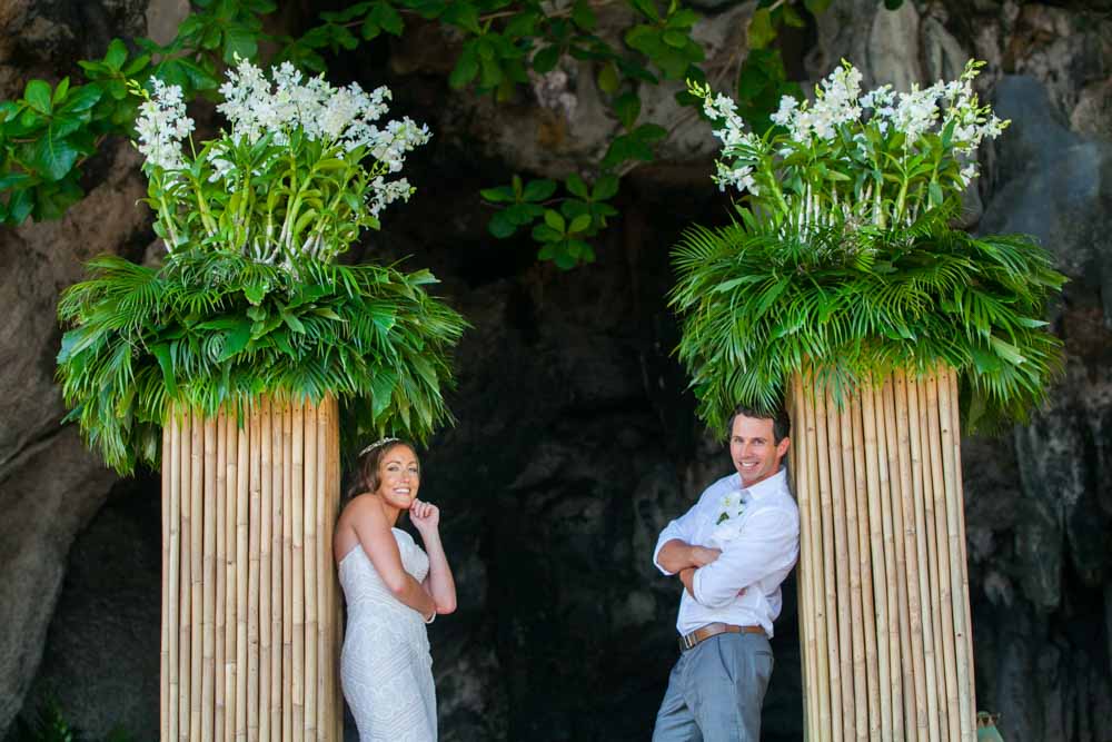 Wedding photos in this page take from many wedding on the beach of Thailand and decorated with Thai orchids that impress and make a beautiful wedding photos