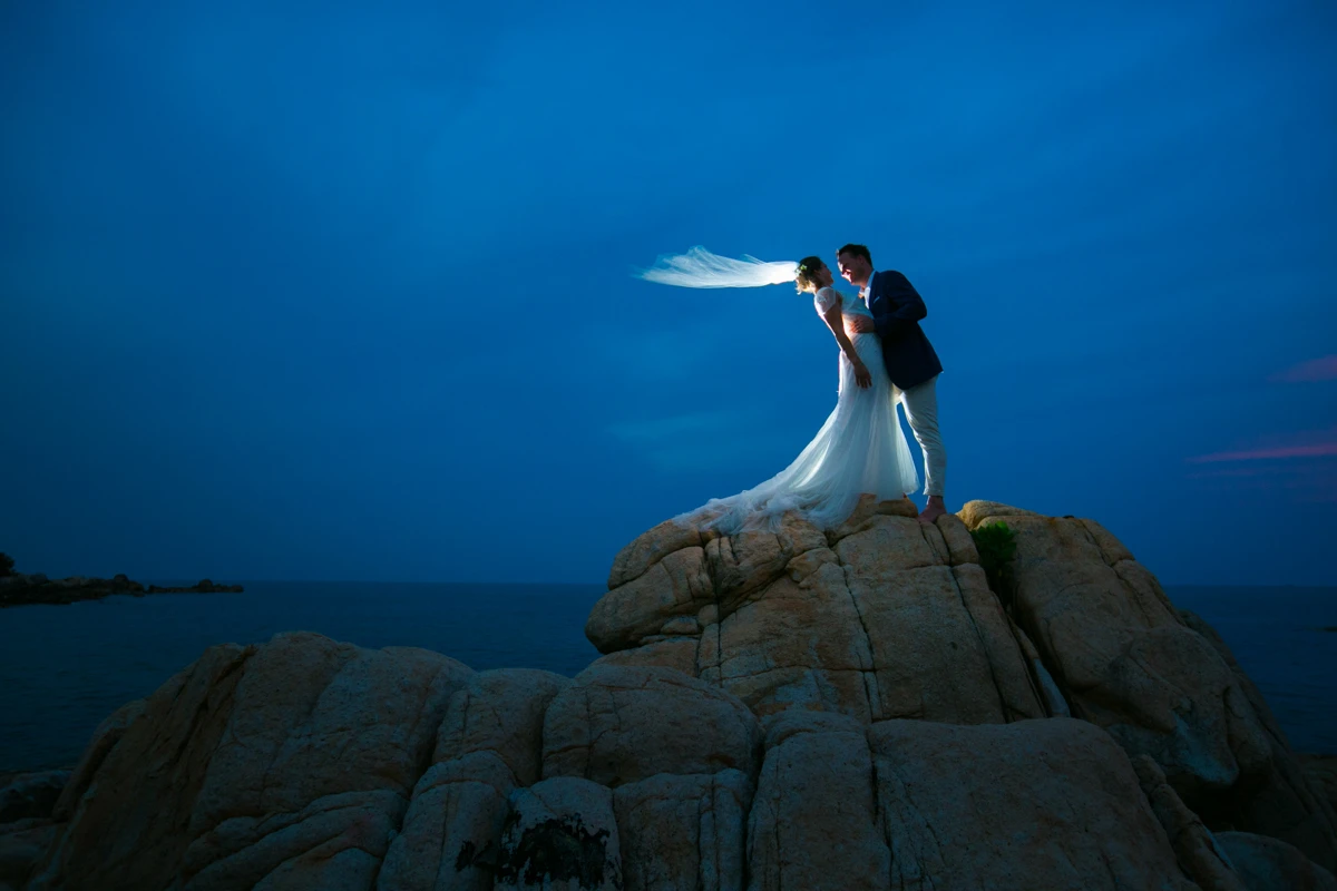 Wedding couple photography of Julie & Ian wedding in Koh Samui Thailand